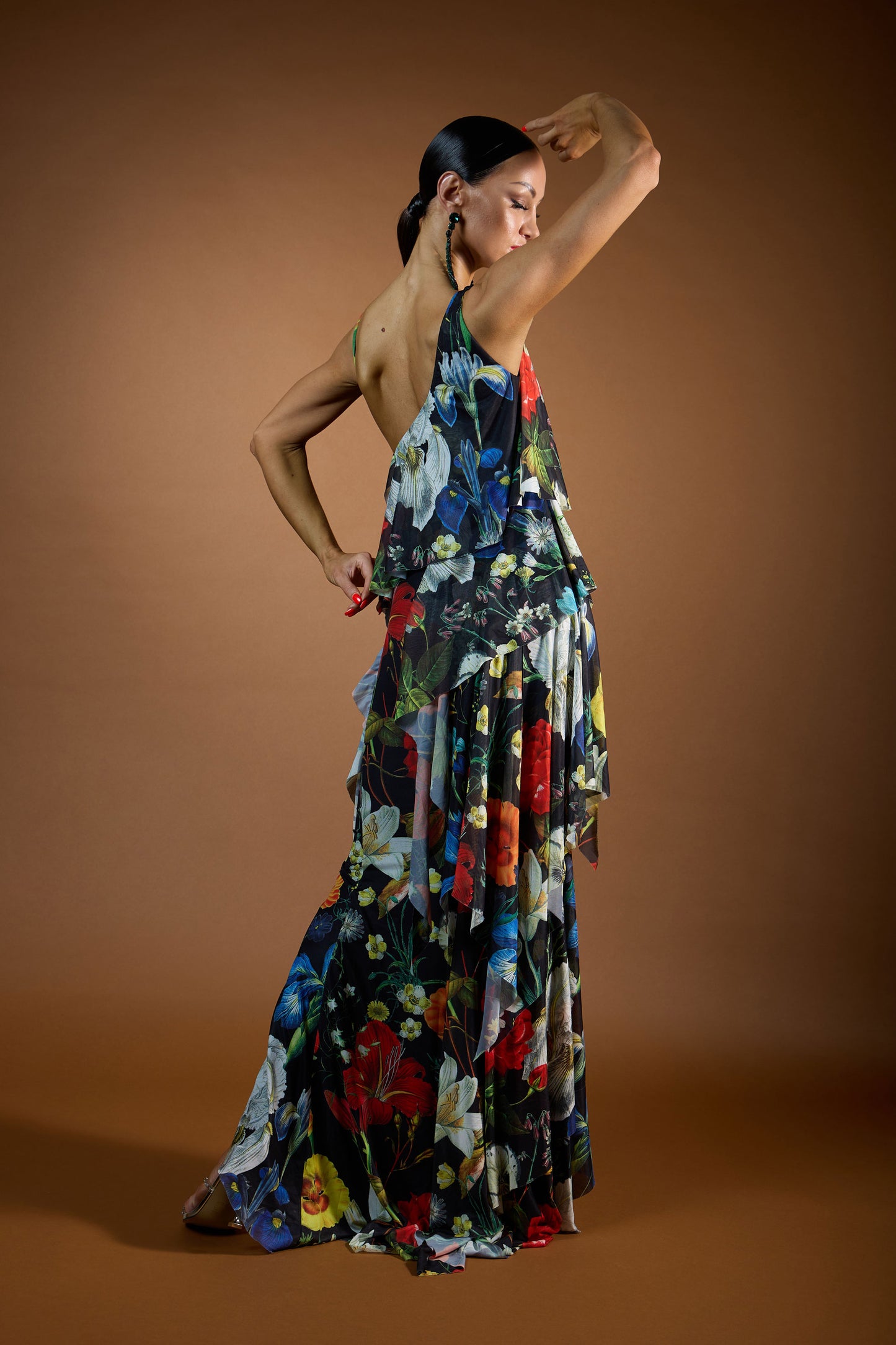 Sleeveless Asymmetric Back Evening Dress