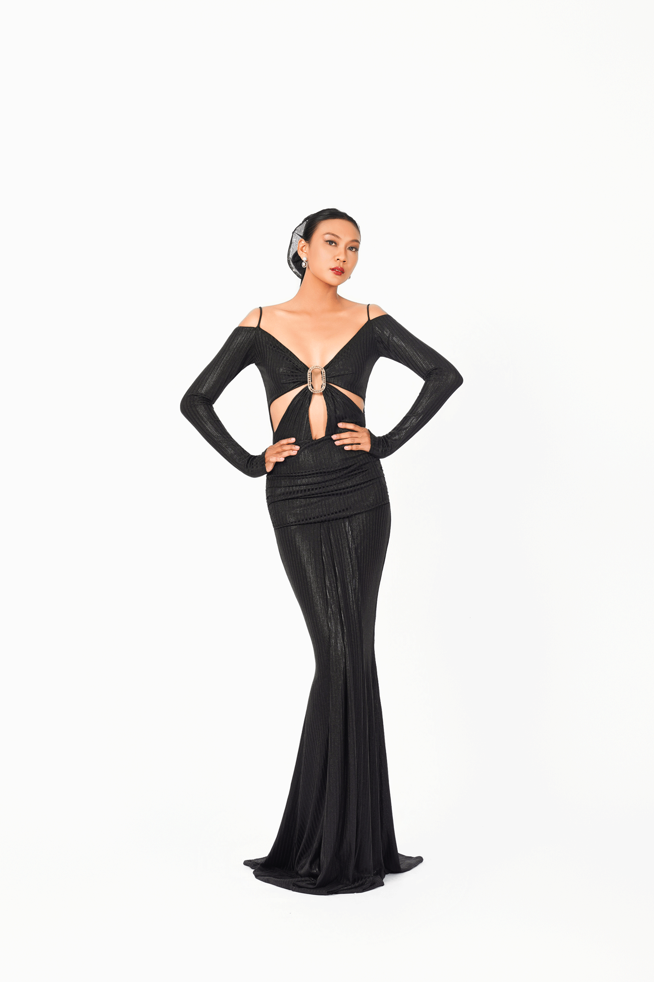 Off-Shoulder Buckle Long Sleeves Evening Dress