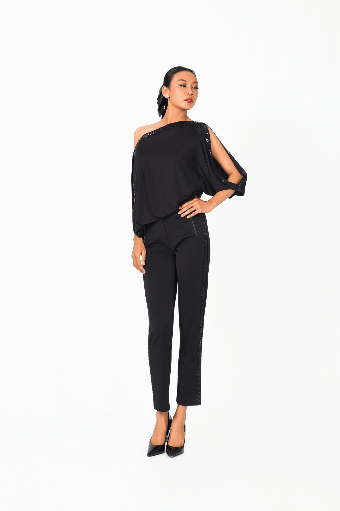 Boat Neck Crystal Edge Top