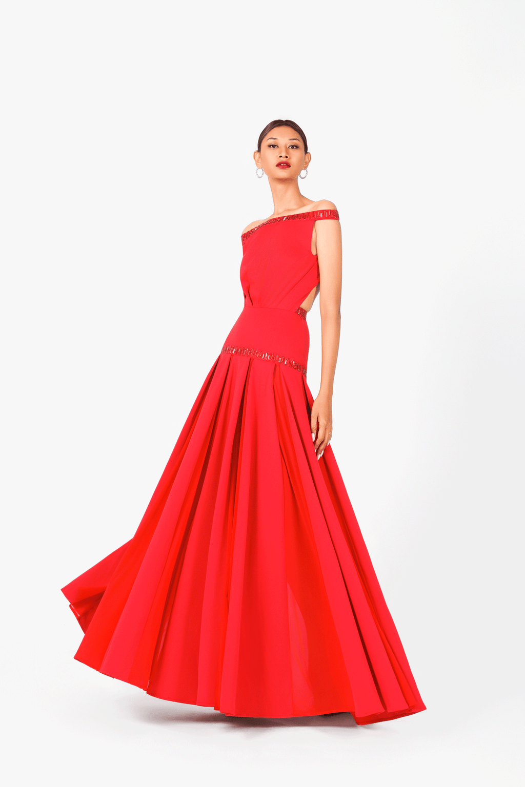 Shoulder Baring Crystal Edge Evening Dress