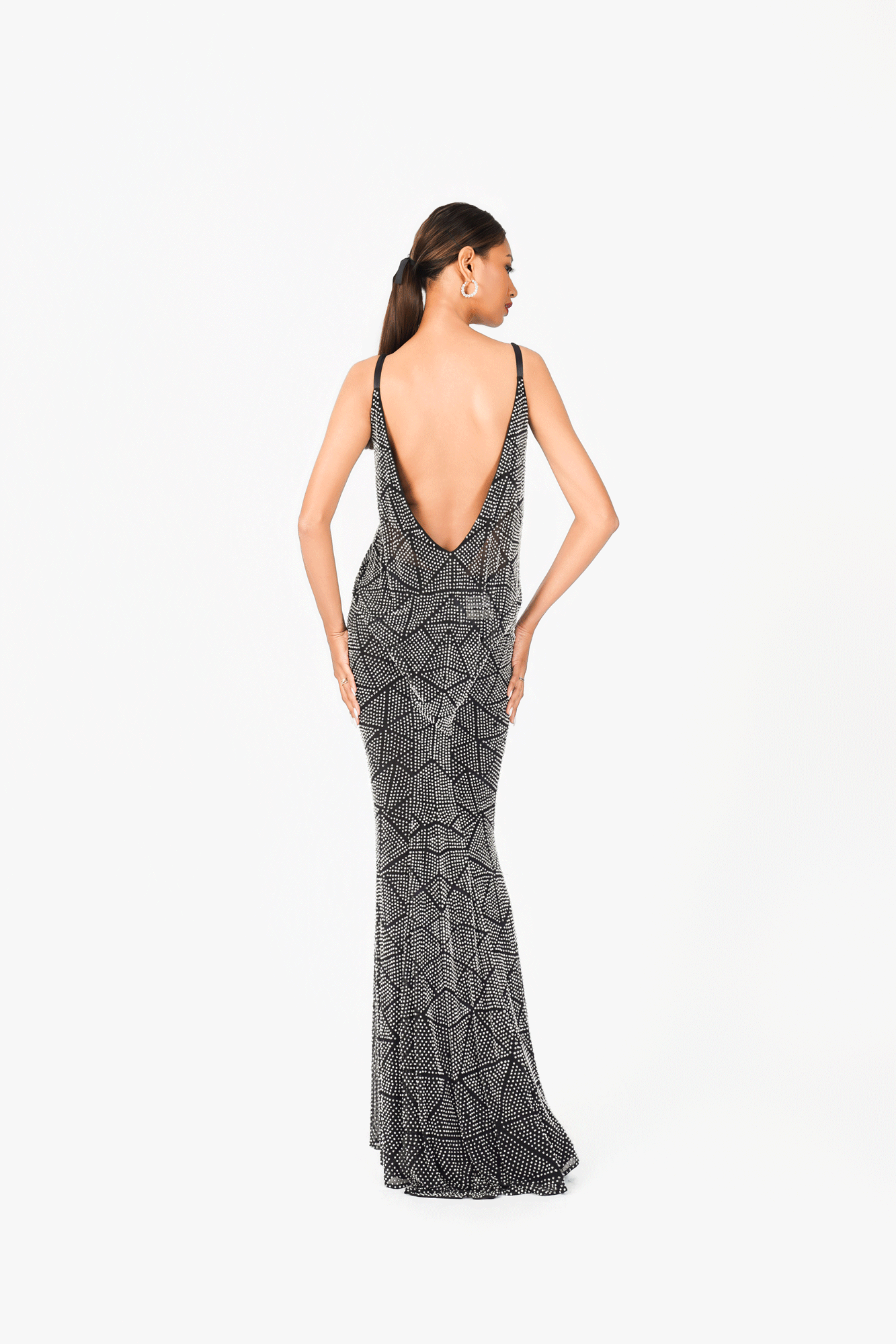 Deep-V Sleeveless Hot Fixed Evening Dress