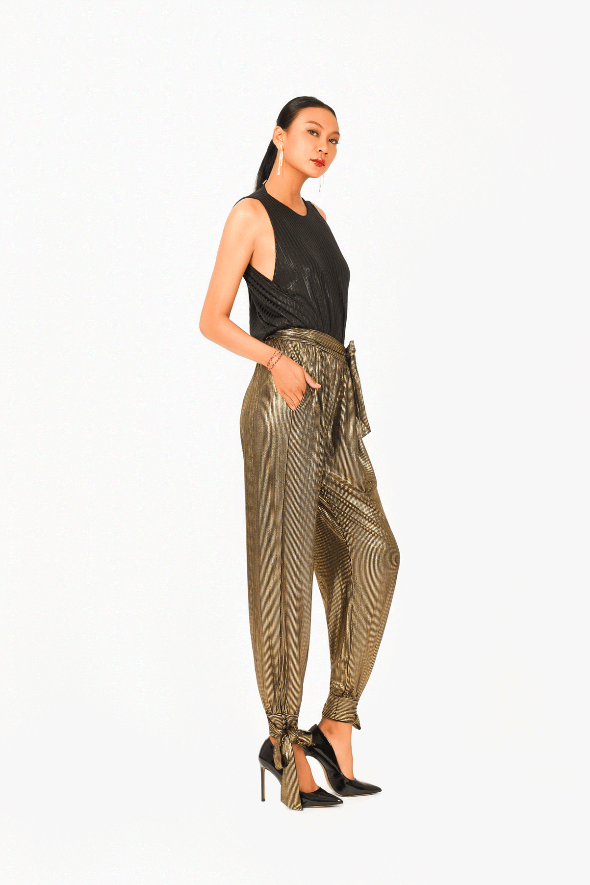Sleeveless Bodysuit