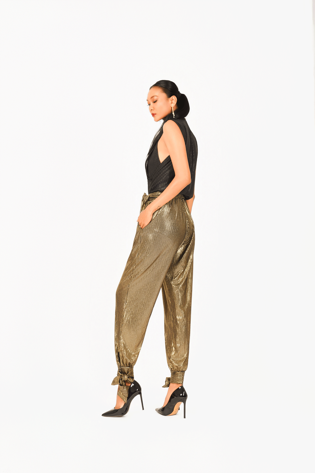 Sleeveless Bodysuit