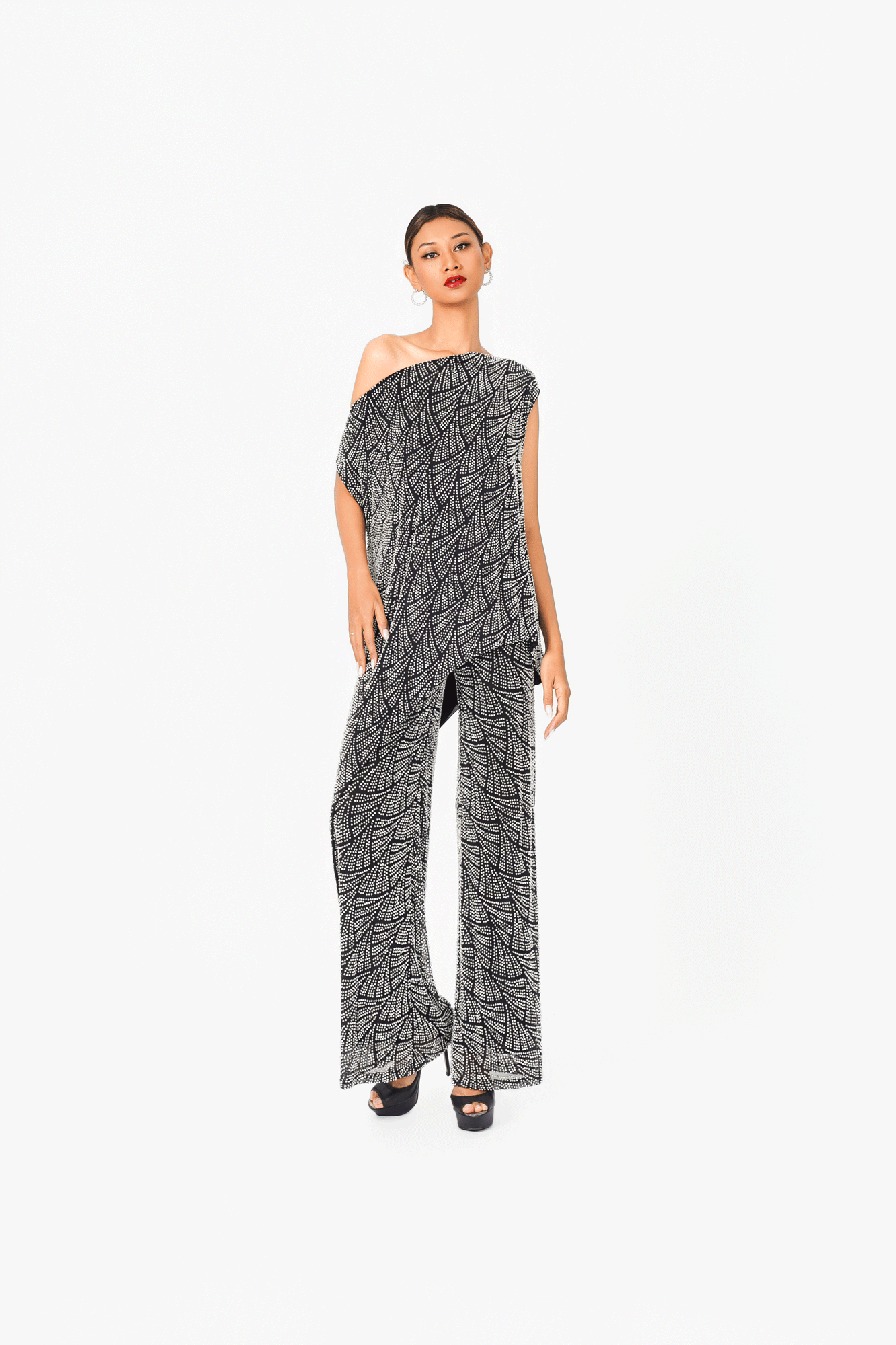 Sleeveless Hot Fixed Top