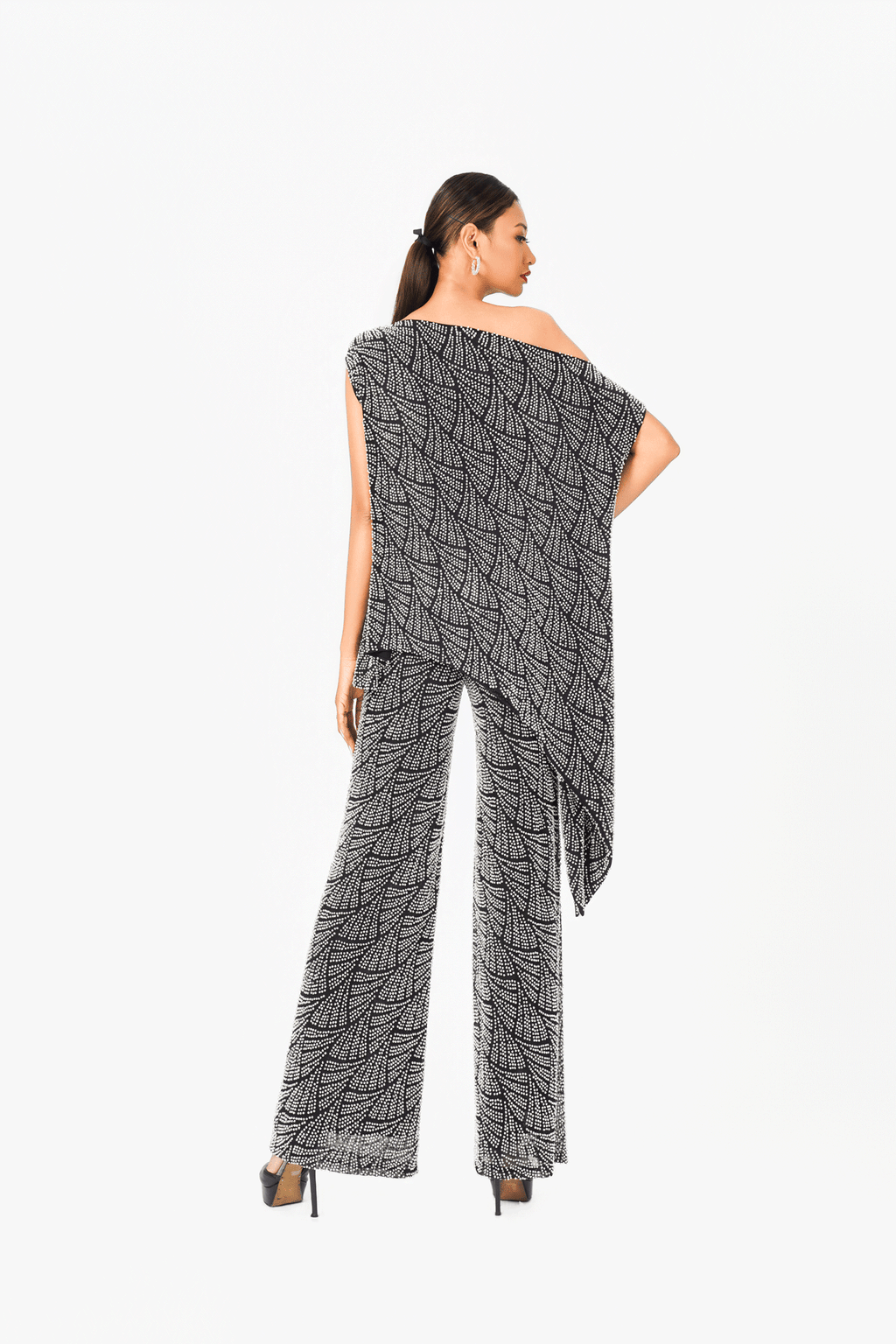 Sleeveless Hot Fixed Top