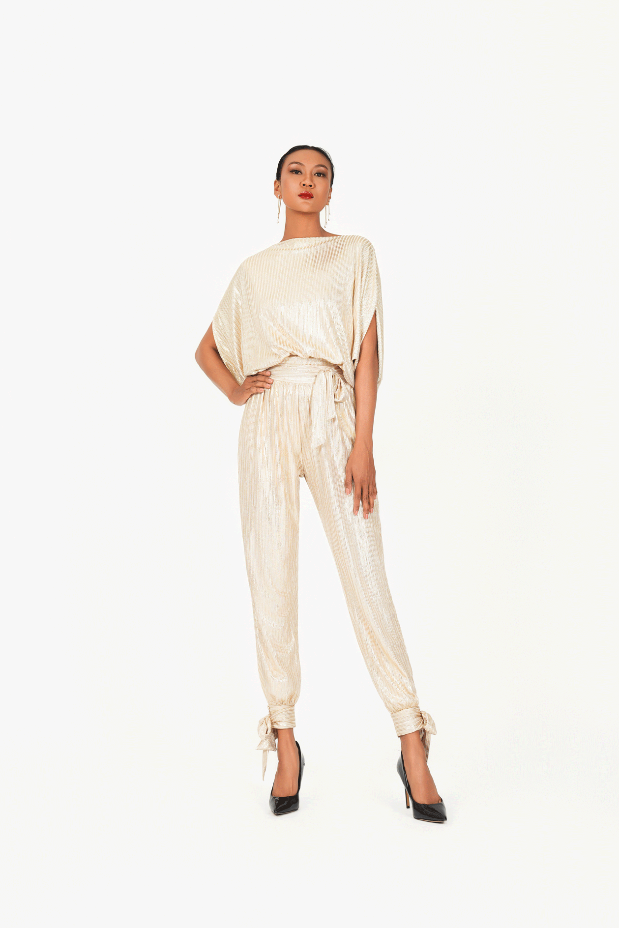 Bat Wing Sleeves Open Back Top