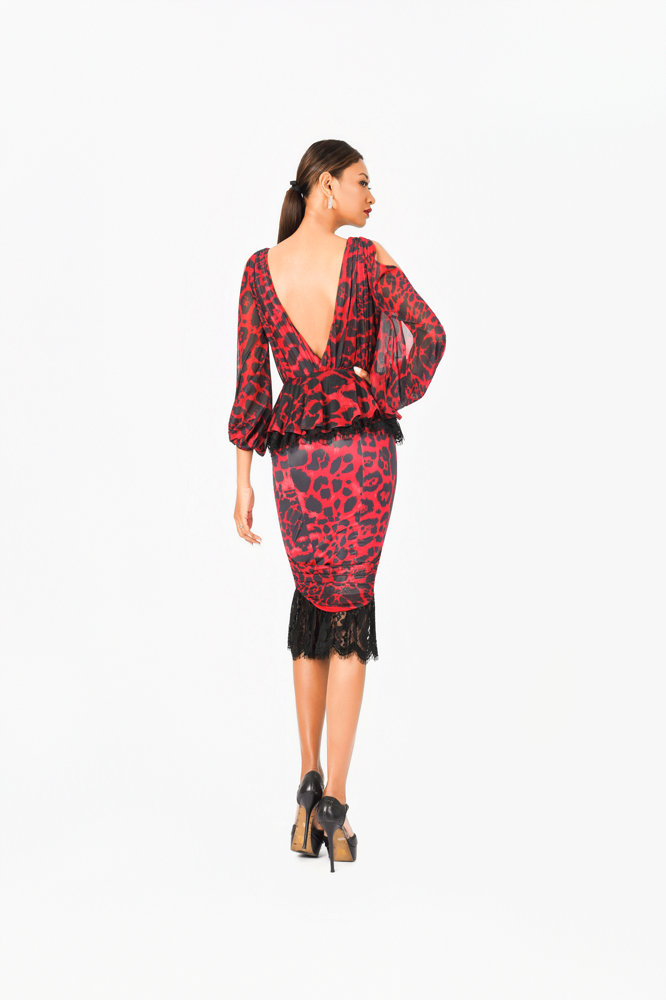 Leo Print V-Neck Slit Sleeves Cocktail Dress
