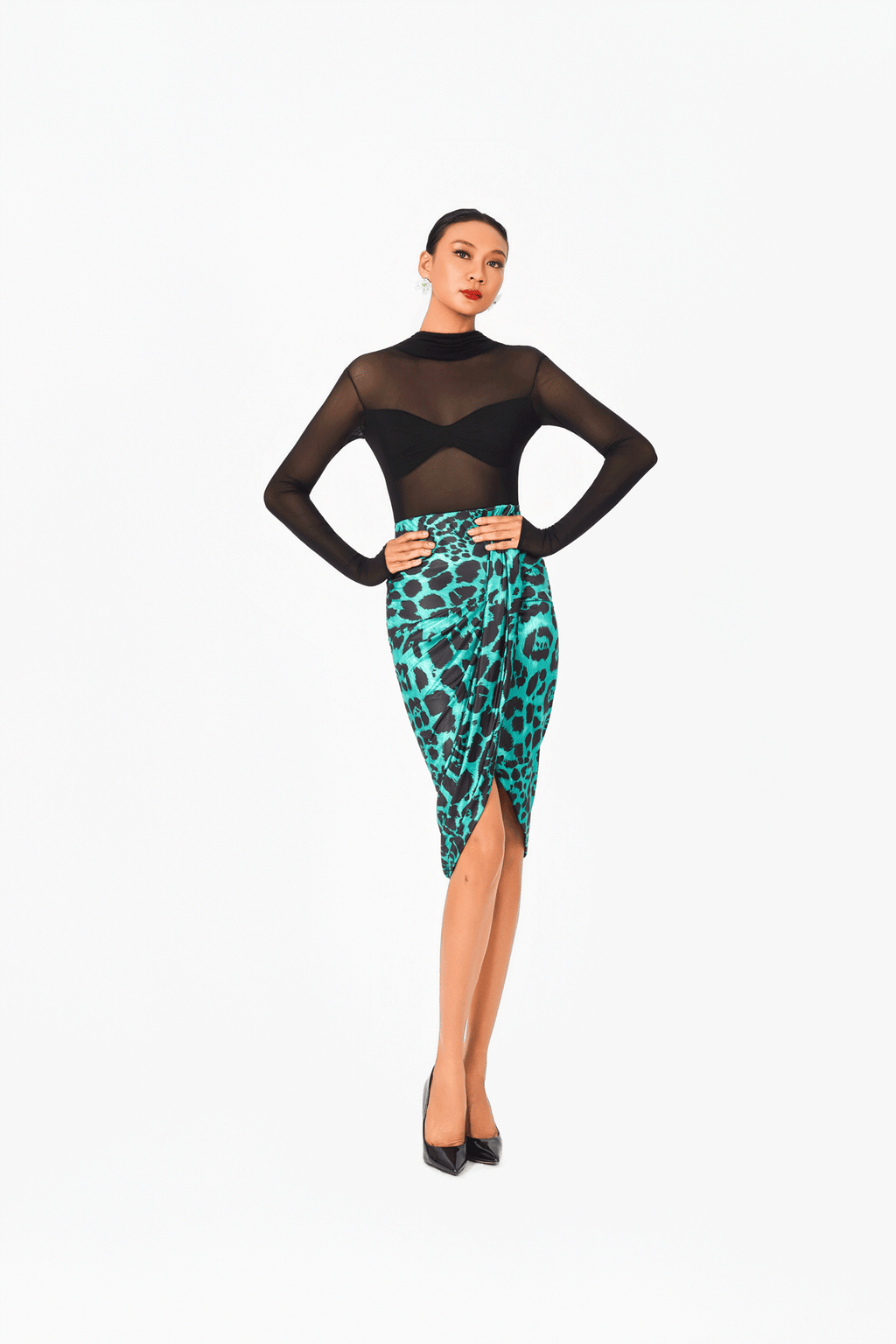 Leo Print Short Skirt with Slit