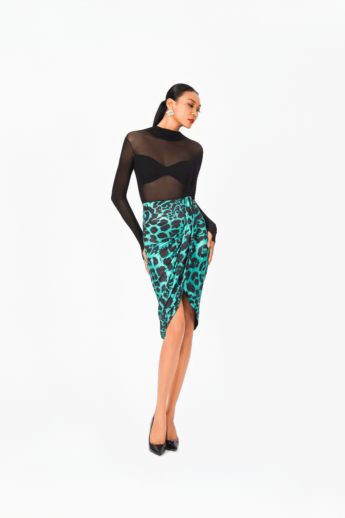 Long Sleeves Open Back Bodysuit