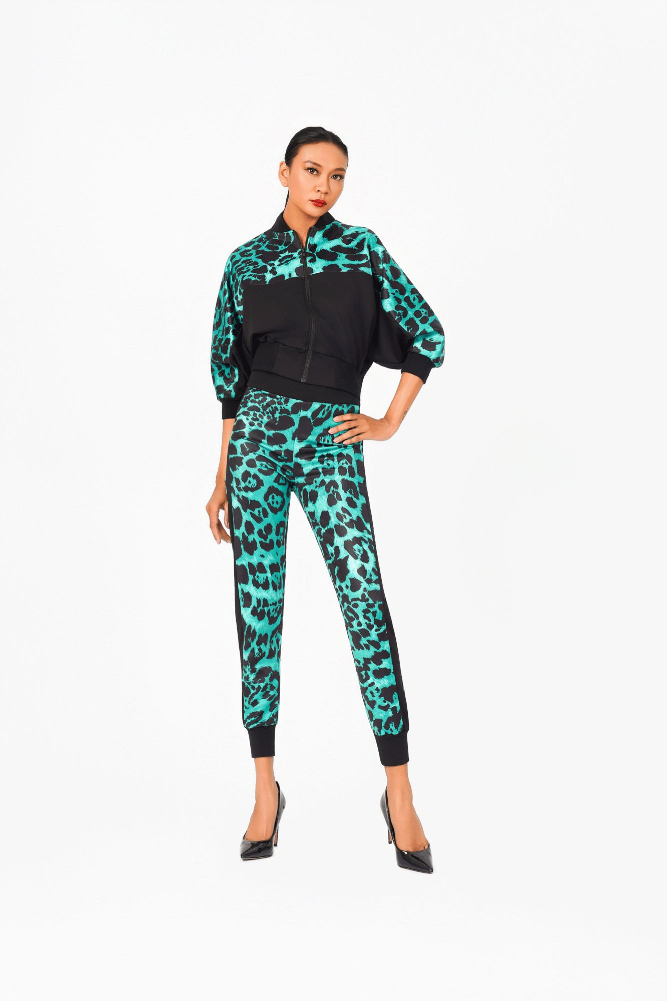 Green Leo Print Pants