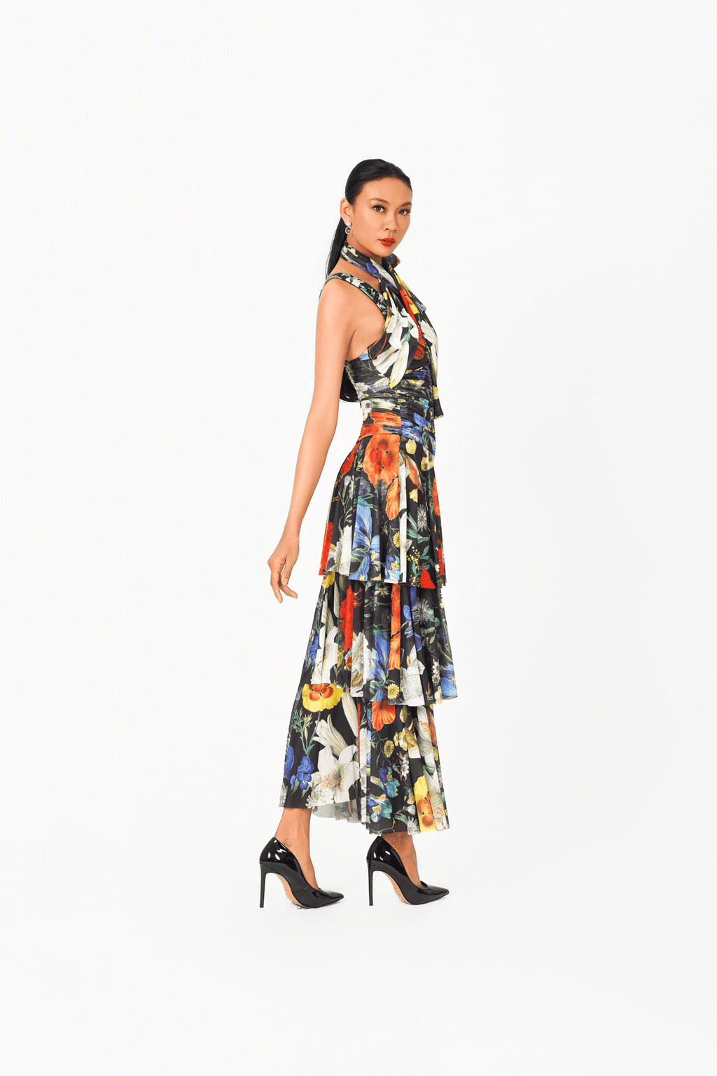 Deep-V Sleeveless Pleated Evening Dress