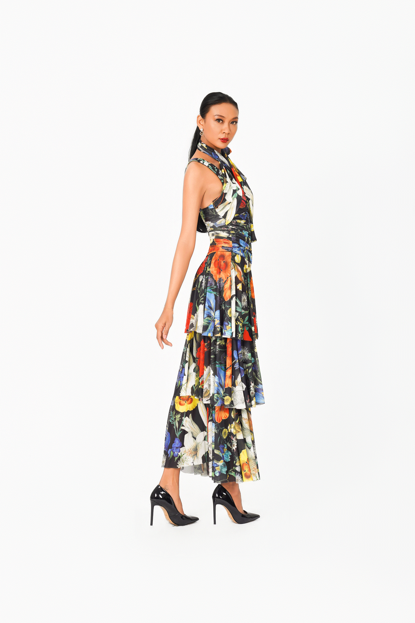 Deep-V Sleeveless Pleated Evening Dress