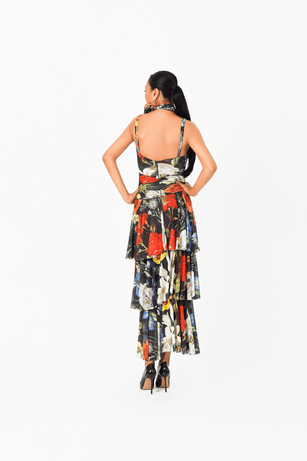 Deep-V Sleeveless Pleated Evening Dress