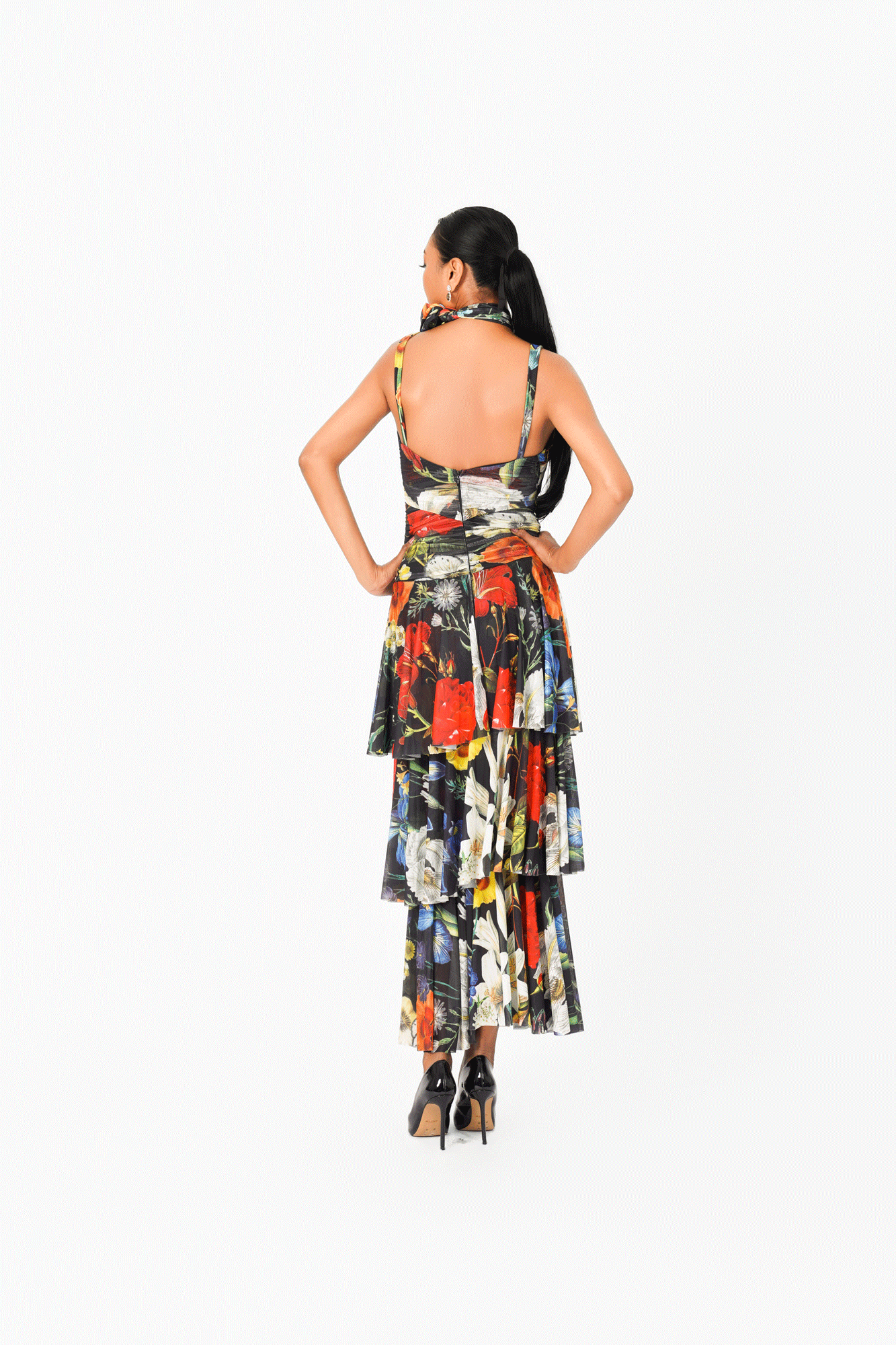 Deep-V Sleeveless Pleated Evening Dress