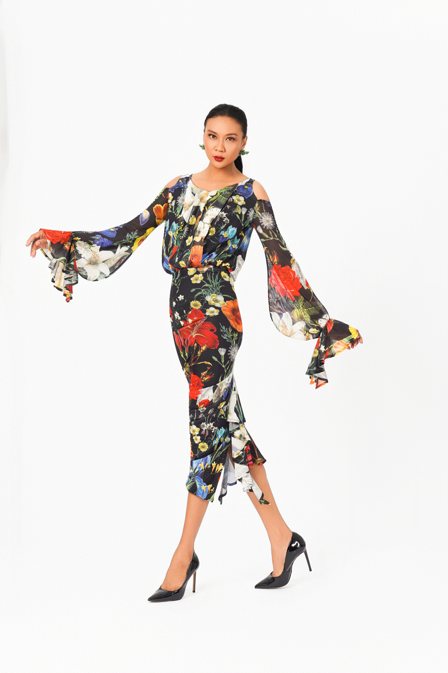 Cut-Out Long Sleeves Top