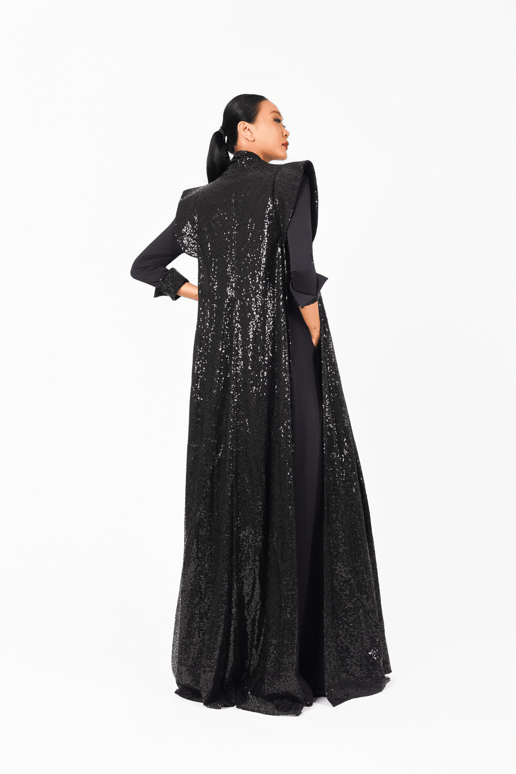 Sleeveless Long Jacket with Shoulder Details
