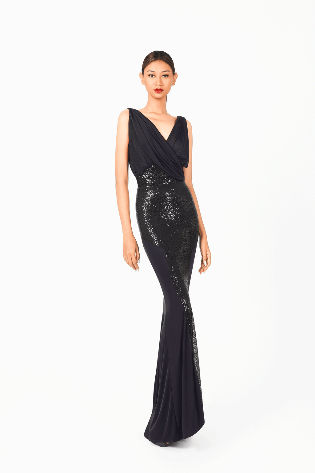 Sleeveless V-Neckline Sequin Black Evening Dress