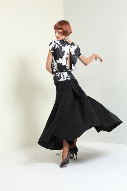 Box Pleated Long Skirt