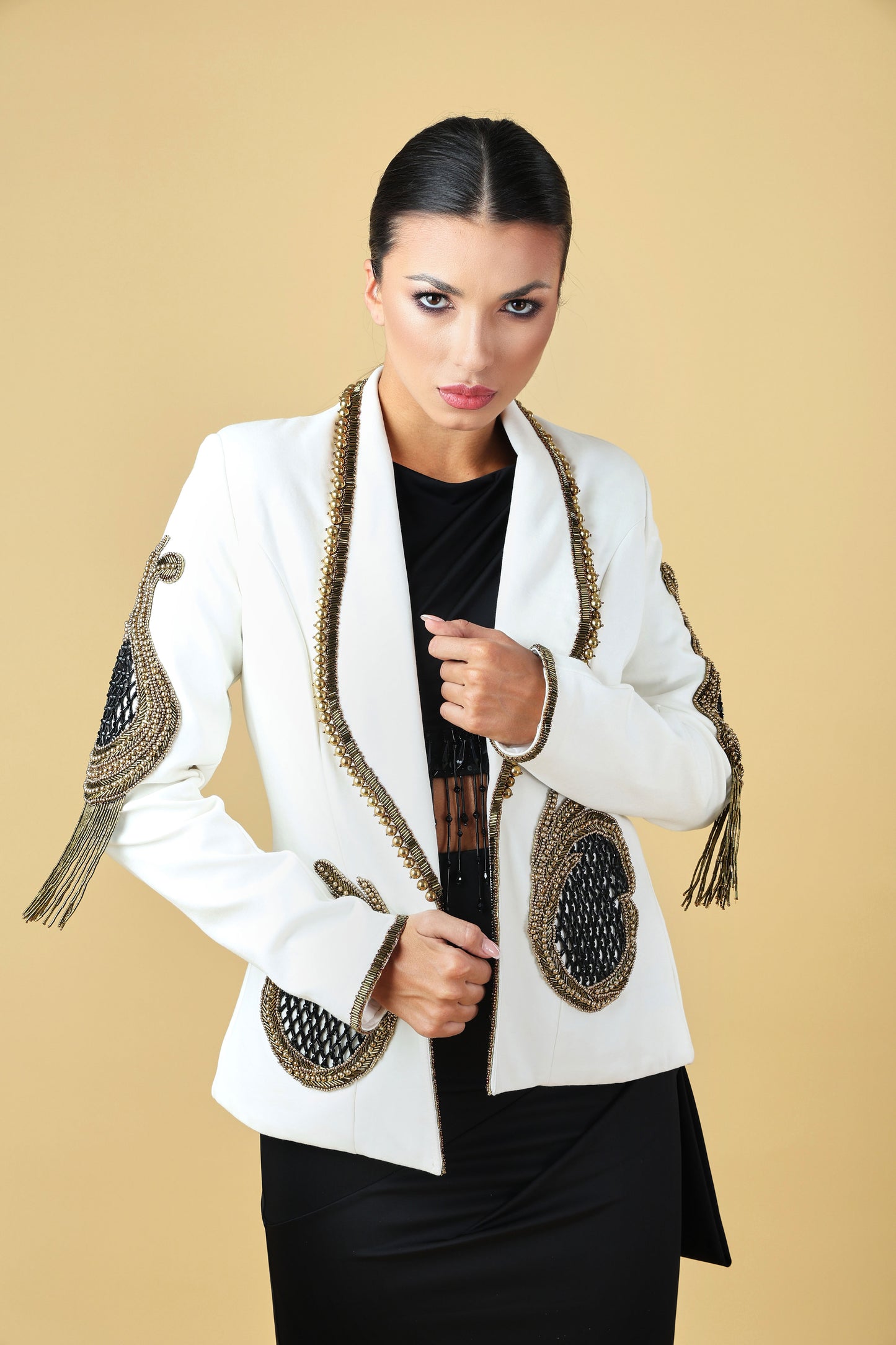 Heavy Beaded Long Sleeves Blazer