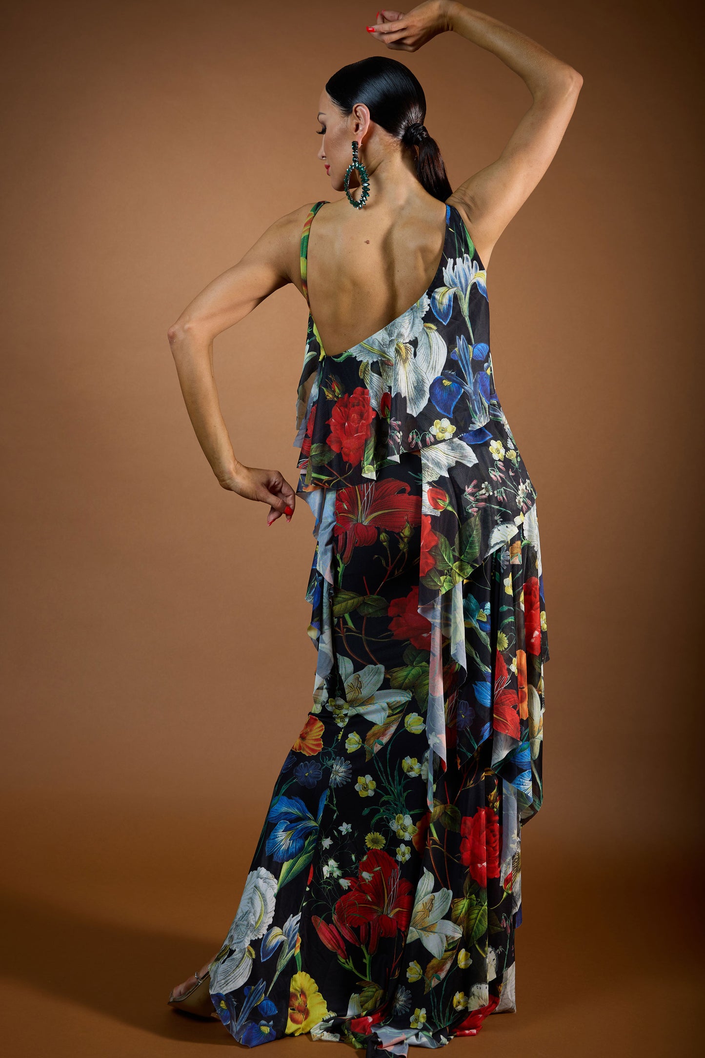 Sleeveless Asymmetric Back Evening Dress