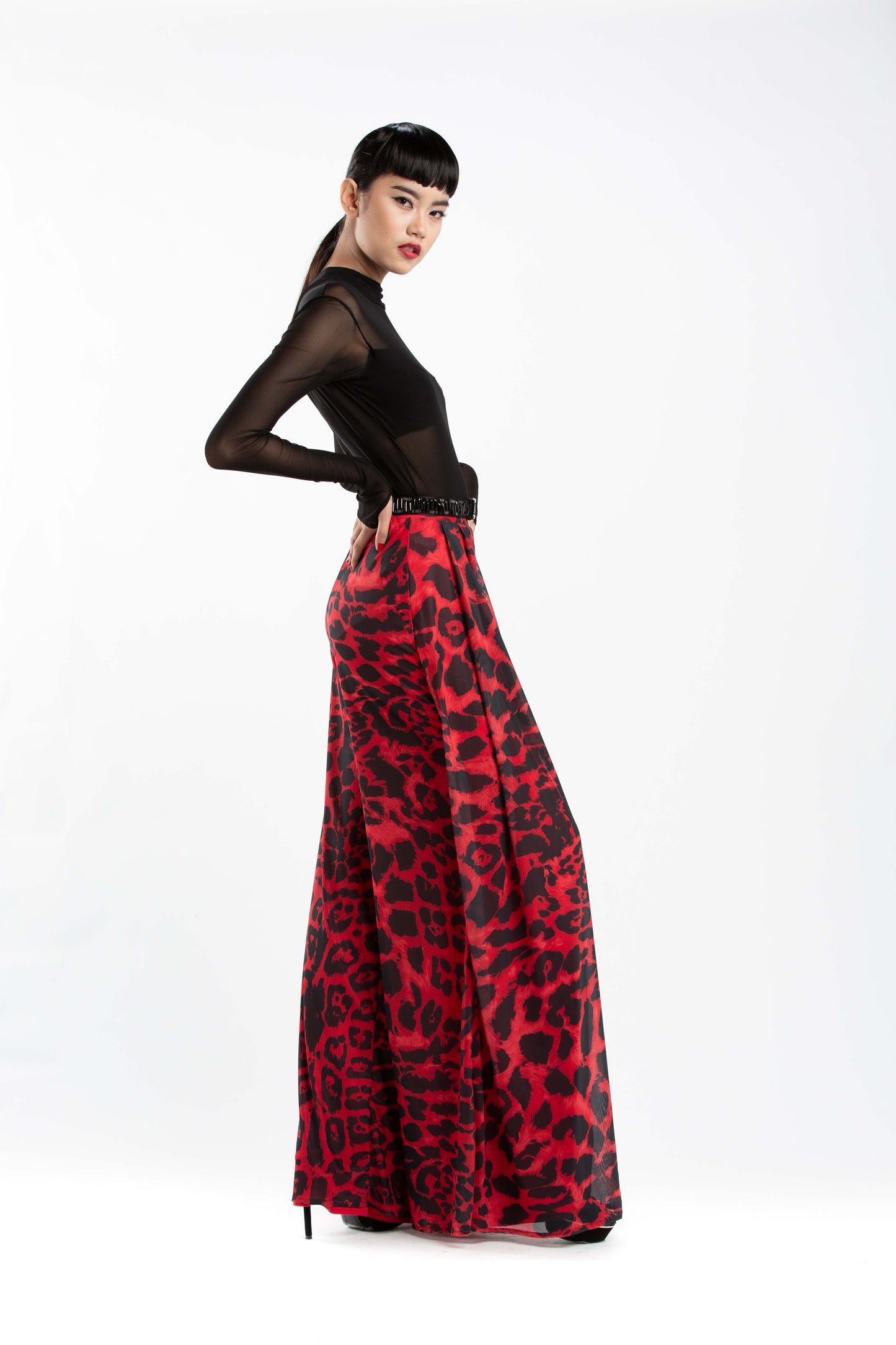 Long Sleeves Open Back Bodysuit