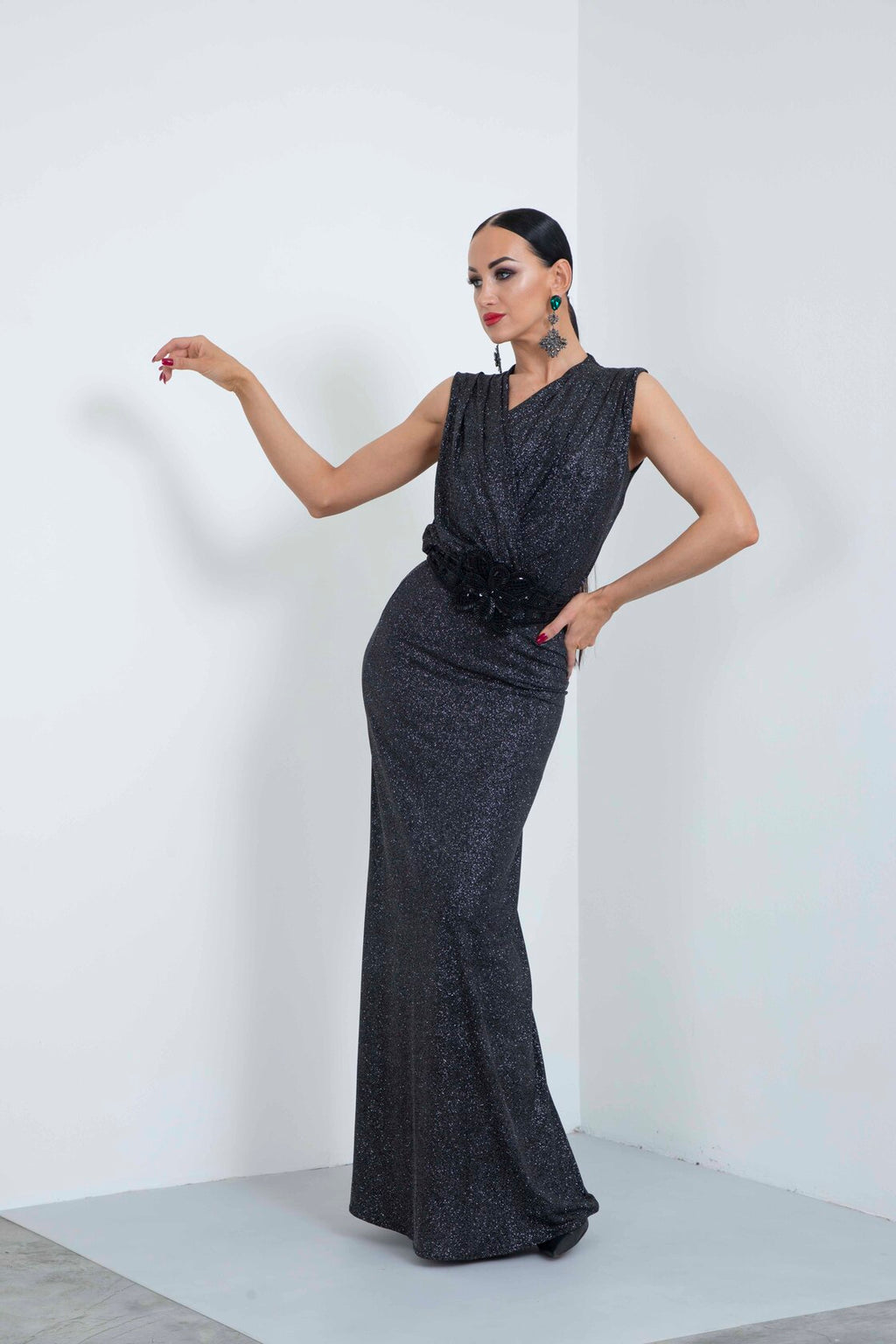 Asymmetric Sleeveless Moonlight Top