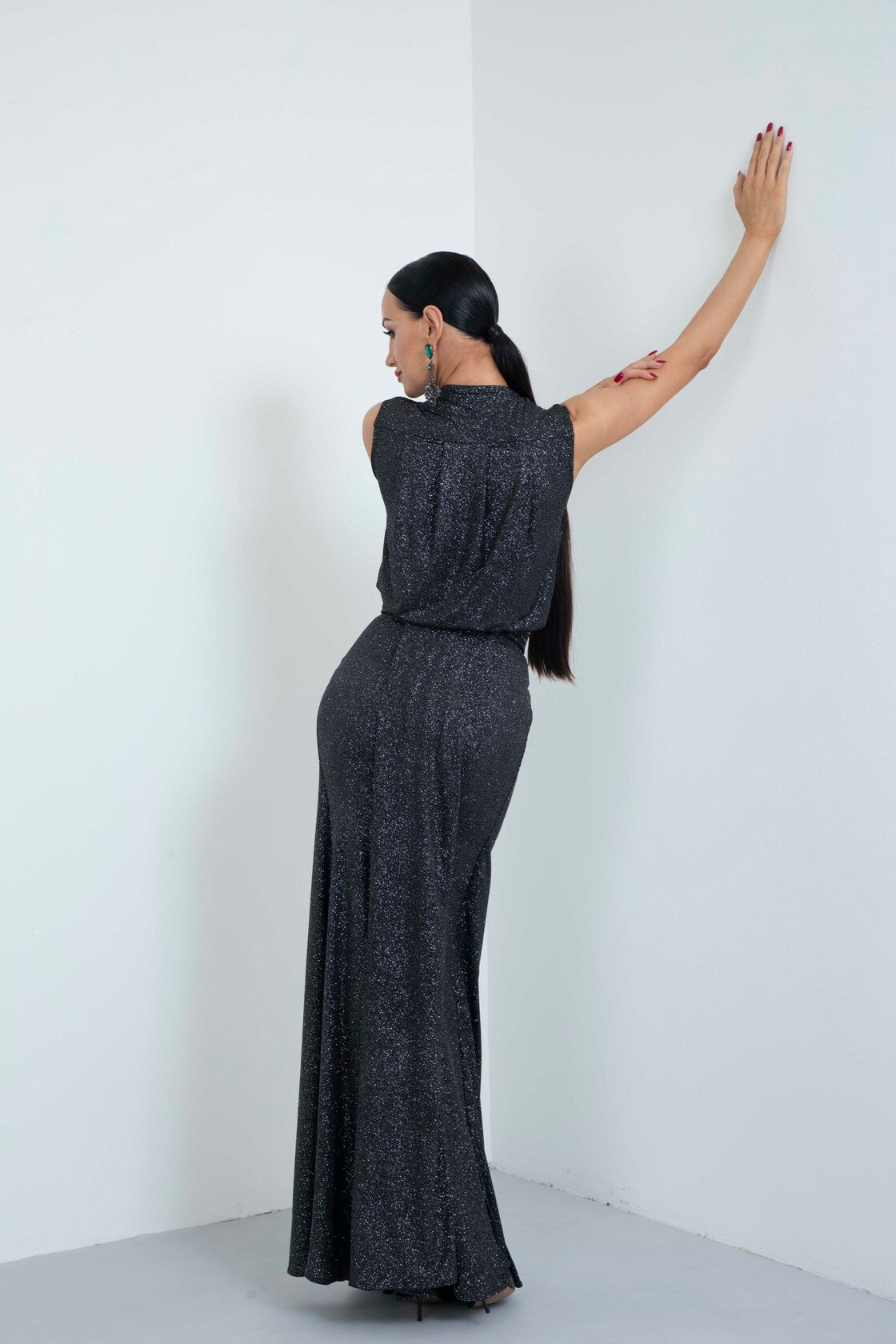 Asymmetric Sleeveless Moonlight Top