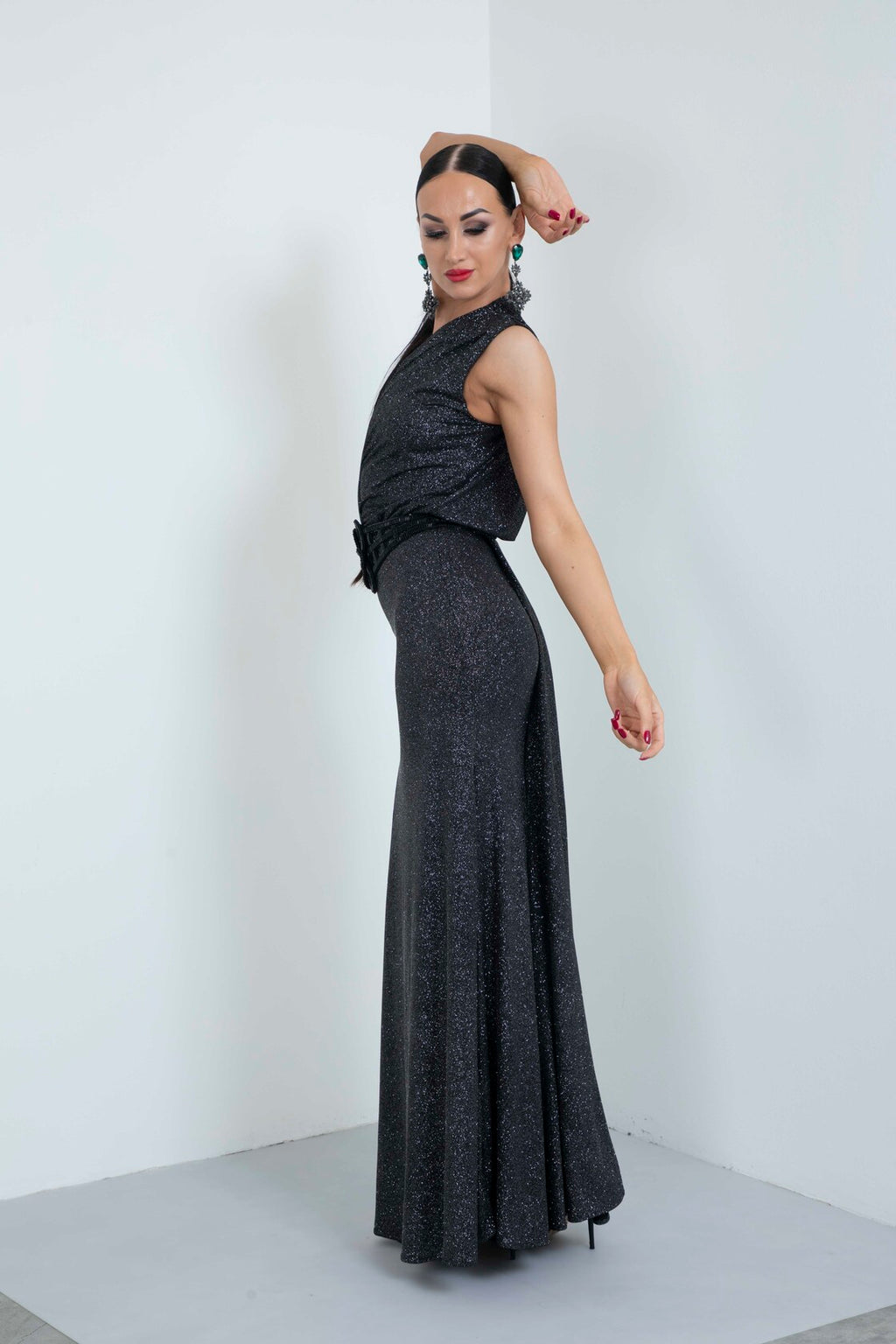 Asymmetric Sleeveless Moonlight Top