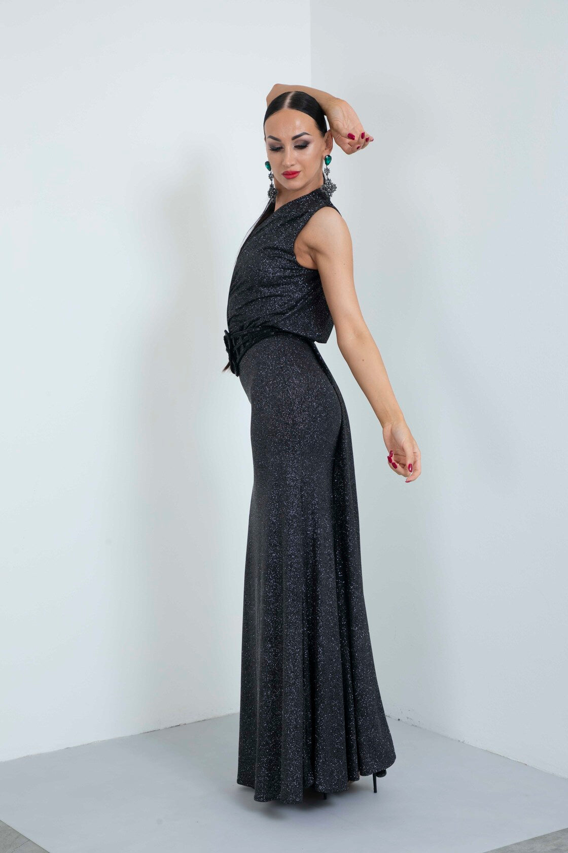 Asymmetric Sleeveless Moonlight Top